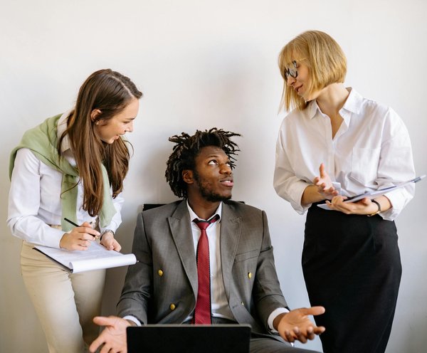 Impact Juridique des Fusions et Acquisitions: Ce Que Vous Devez Savoir